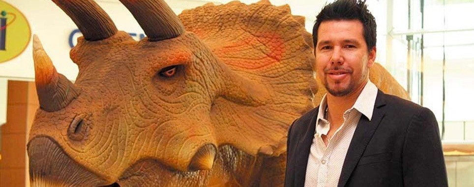 Rei dos Dinossauros, ex-jogador Doni Marangon está à frente do T-Rex ...