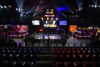 sp_criancas_passeio_NBA_house_retorna_ao_brasil_no_shopping_eldorado_55