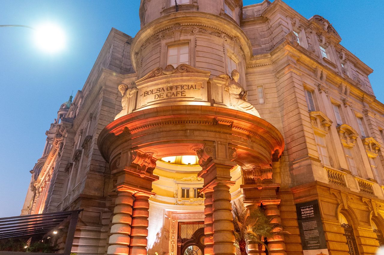 Museu do Café traz história e cultura no coração de Santos