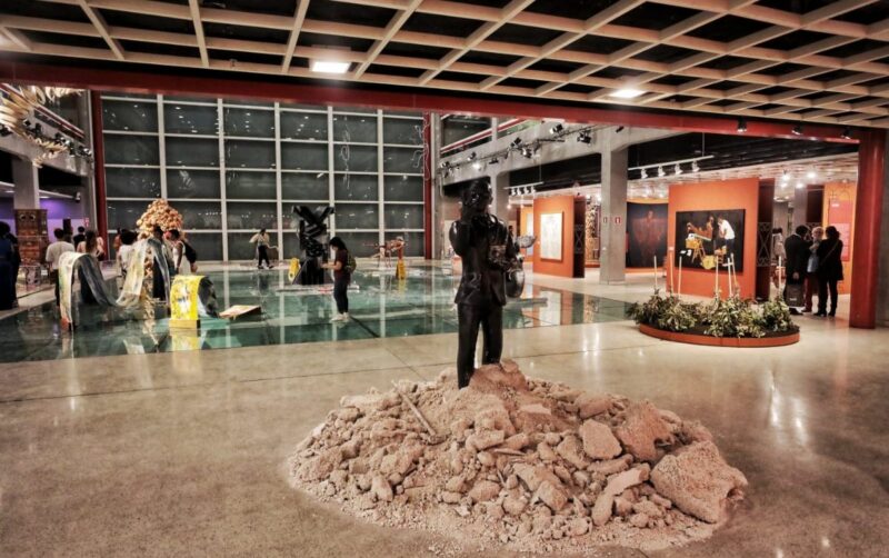Sesc Belenzinho - Exposição "Dos Brasis – Arte e Pensamento Negro" – Visita Mediada Acessível