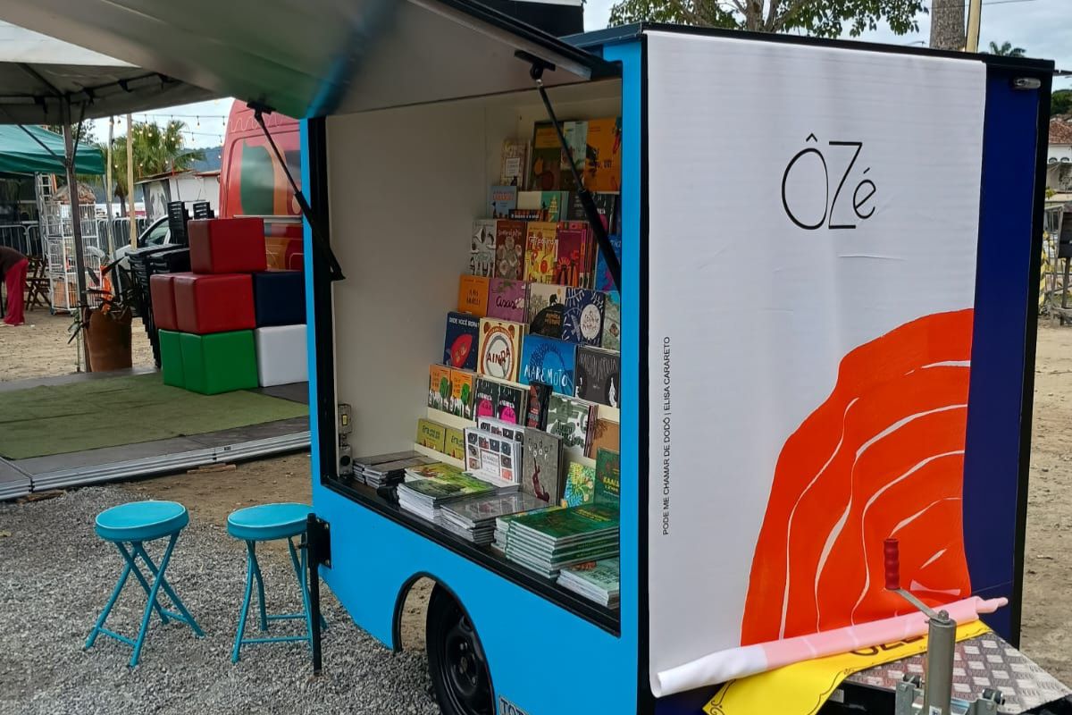 Faz de Conta Livraria