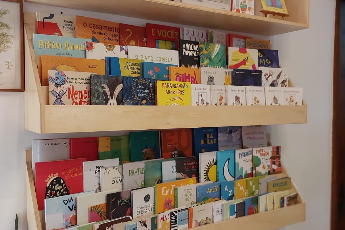 Faz de Conta Livraria