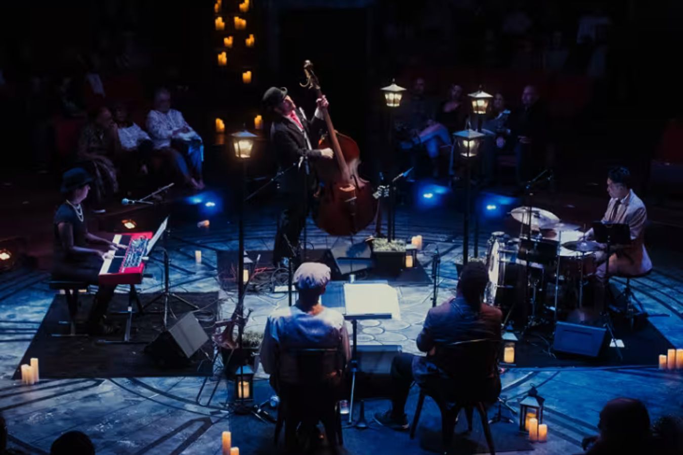 The Jazz Room: Um Tributo a Frank Sinatra e Louis Armstrong
