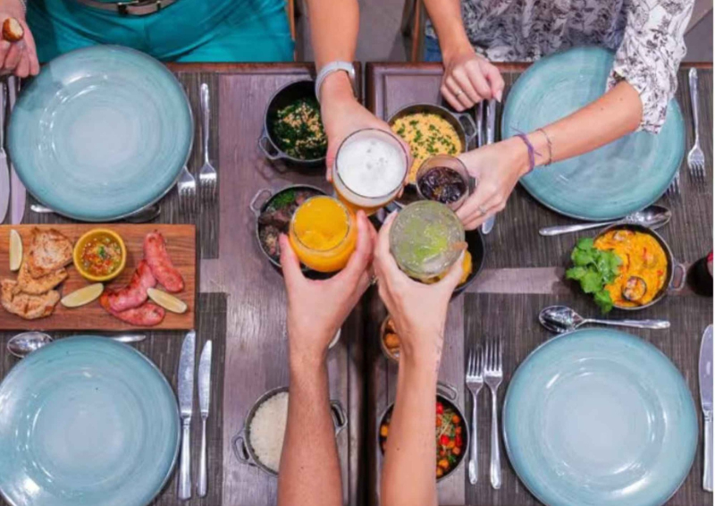 Sábado com feijoada, música ao vivo e bebidas inclusas no Hilton São Paulo Morumbi